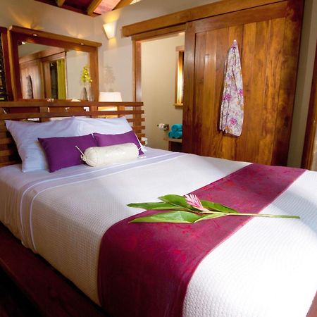 Aqua Oceanfront Hotel Resort Эль-Хиганте Экстерьер фото