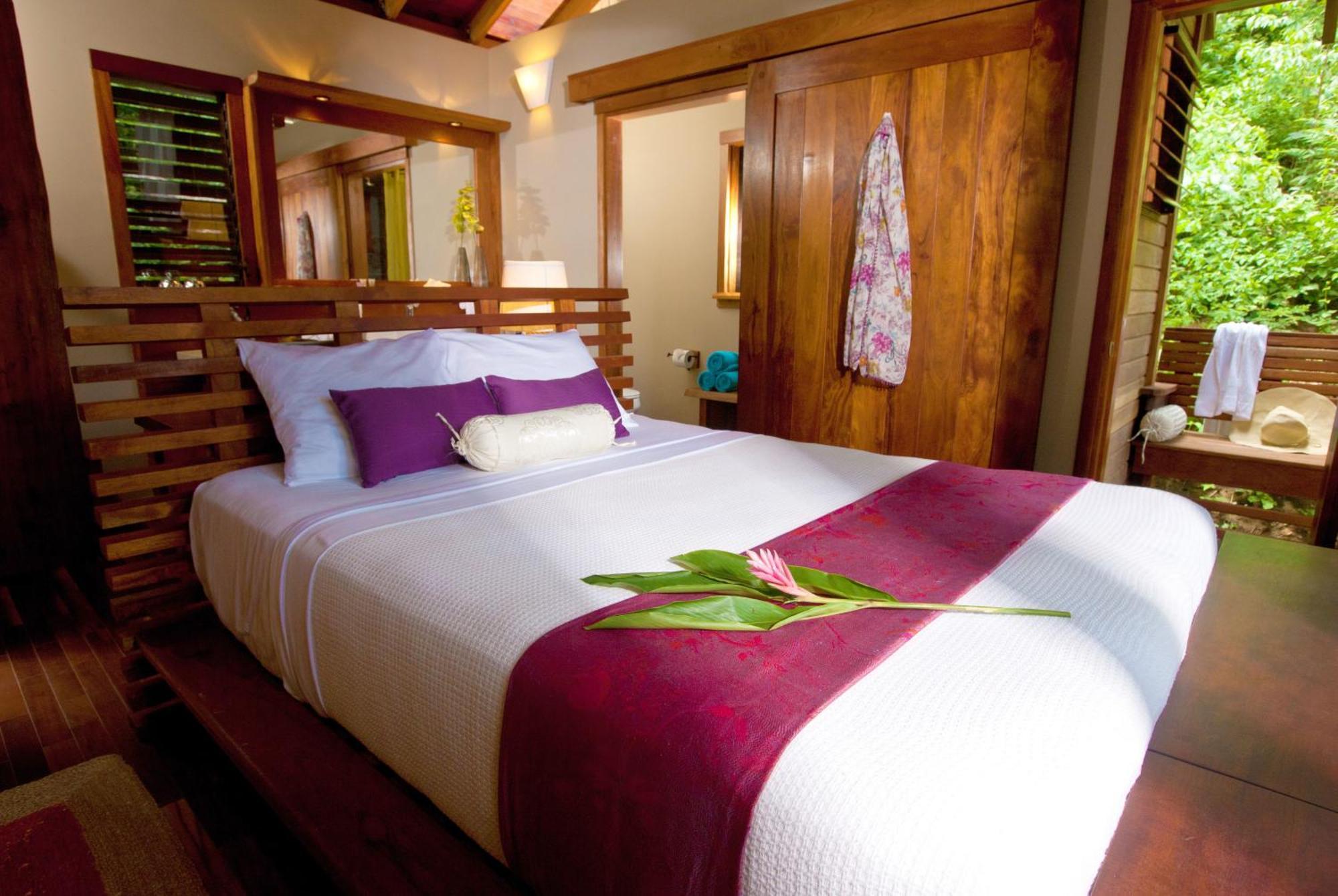 Aqua Oceanfront Hotel Resort Эль-Хиганте Экстерьер фото